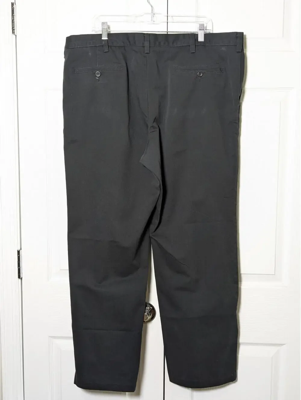 Dockers Men's Classic Fit Chinos Pants Black, W42 L32, Big & Tall, Pleated Front